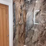 Guest house Aaron 3*
