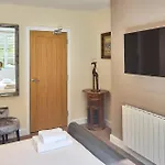 Aaron Guest house 3*