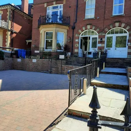 Aaron Appartamento *