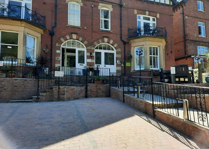 Aaron Guest house 3*